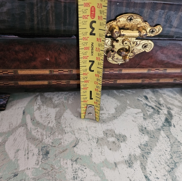 Deep Rich Marquetry Glossy Finish Wooden Wood Jewelry Box Gold Tone Hardware - Picture 7 of 15